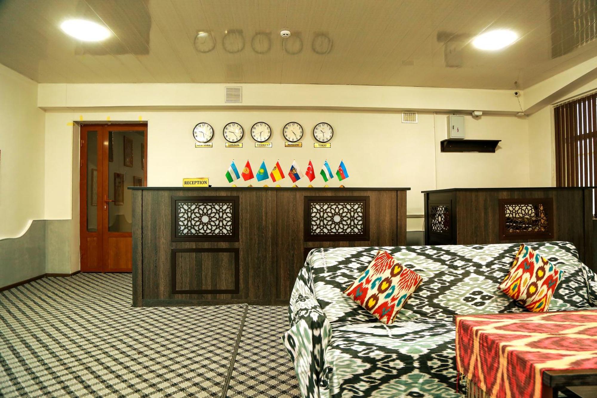 Hotel Mir Адрес Abu Ali Ibn Sino 4A Buxoro Luaran gambar